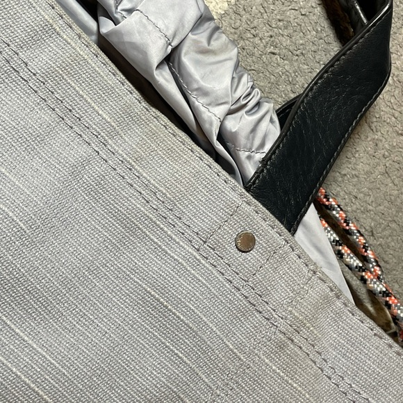 Lululemon Drawstring Top Canvas Shoulder Tote Bag - Picture 7 of 12